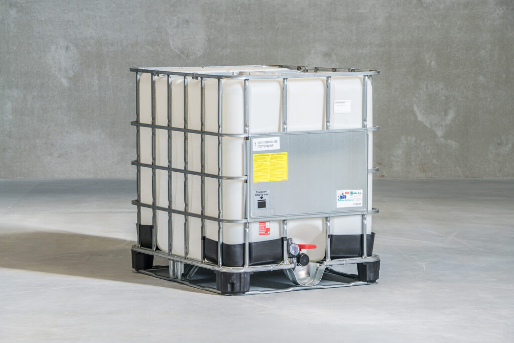 RS00420 IBC New UN 1000LNat bottleEX AREAComp Pallet150mm Lid
