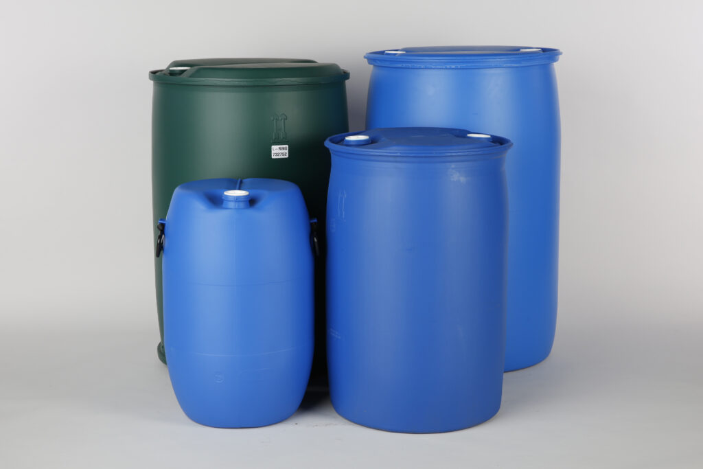 TH Plastic drums